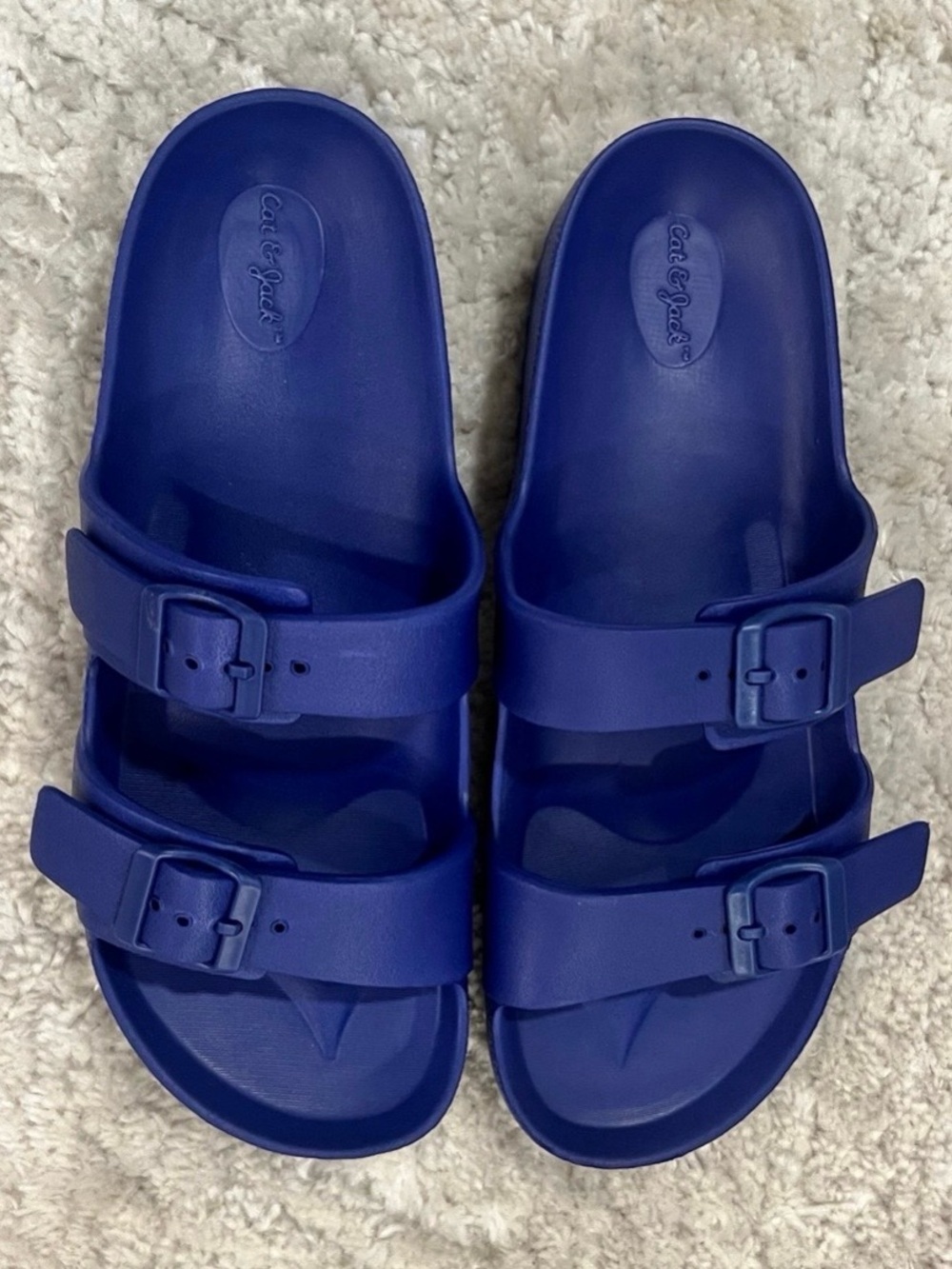 “New” Cat & Jack Slides Size 6 Women’s/4 Kids
